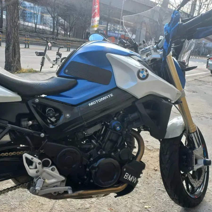 Bmw f800r