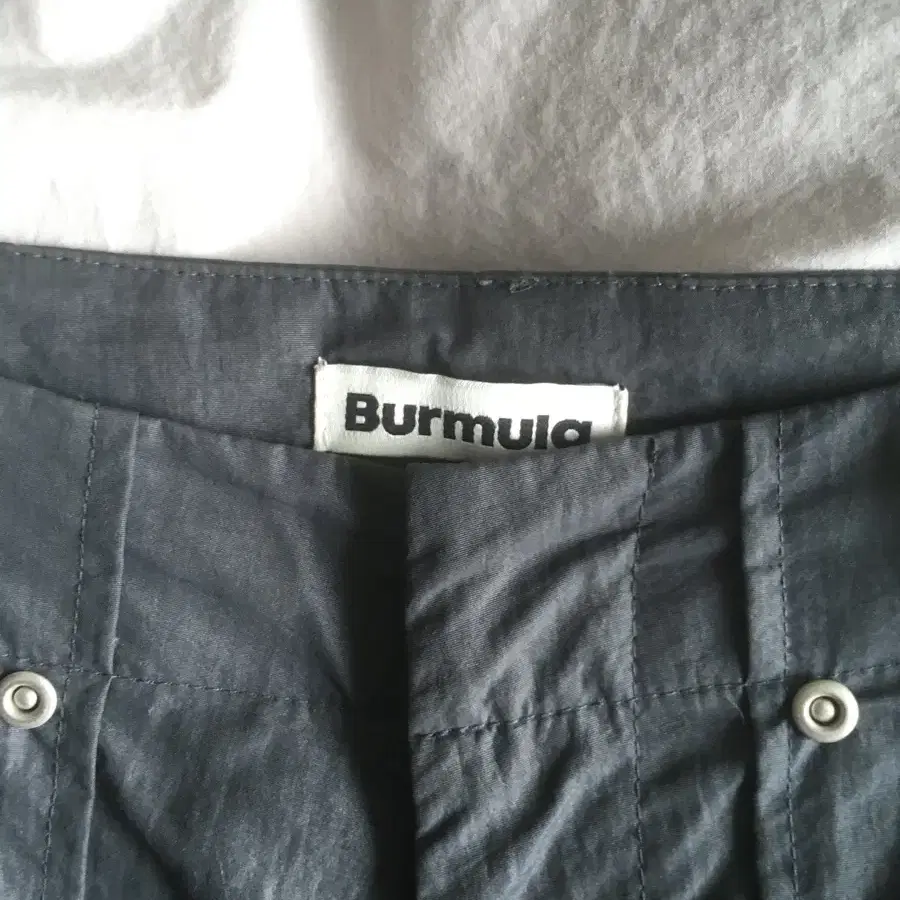 burmula rivet pocket pants