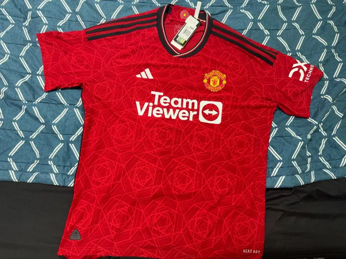 23-24 Manchester United Authentic XL No Marking