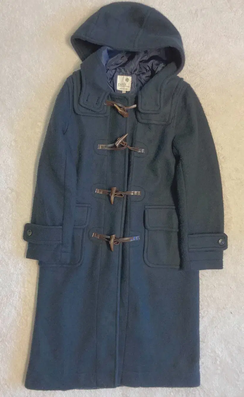 EARTH MUSIC Navy Tongue-in-cheek coat