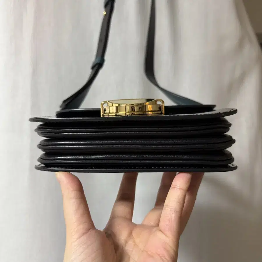 마르니 미니백 tuk shoulder bag