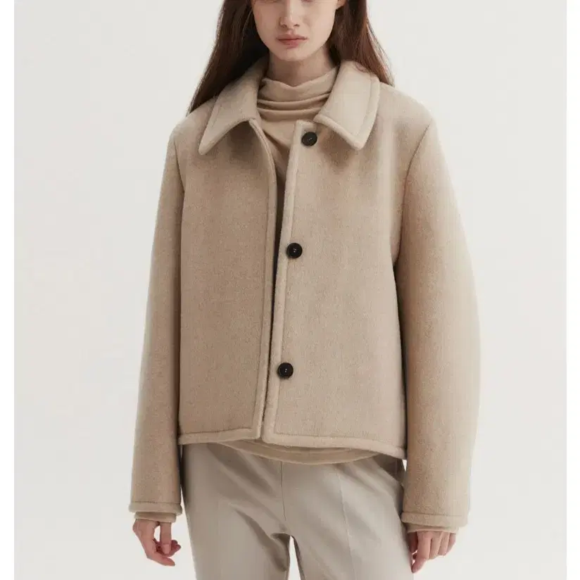 eaah Ian Short Coat (Light Beige) 이아 숏코트