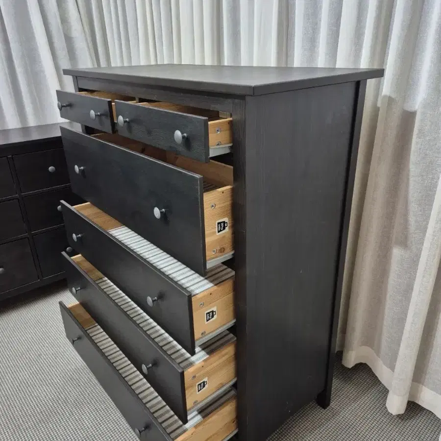 이케아 햄네스 HEMNES 6칸 서랍장