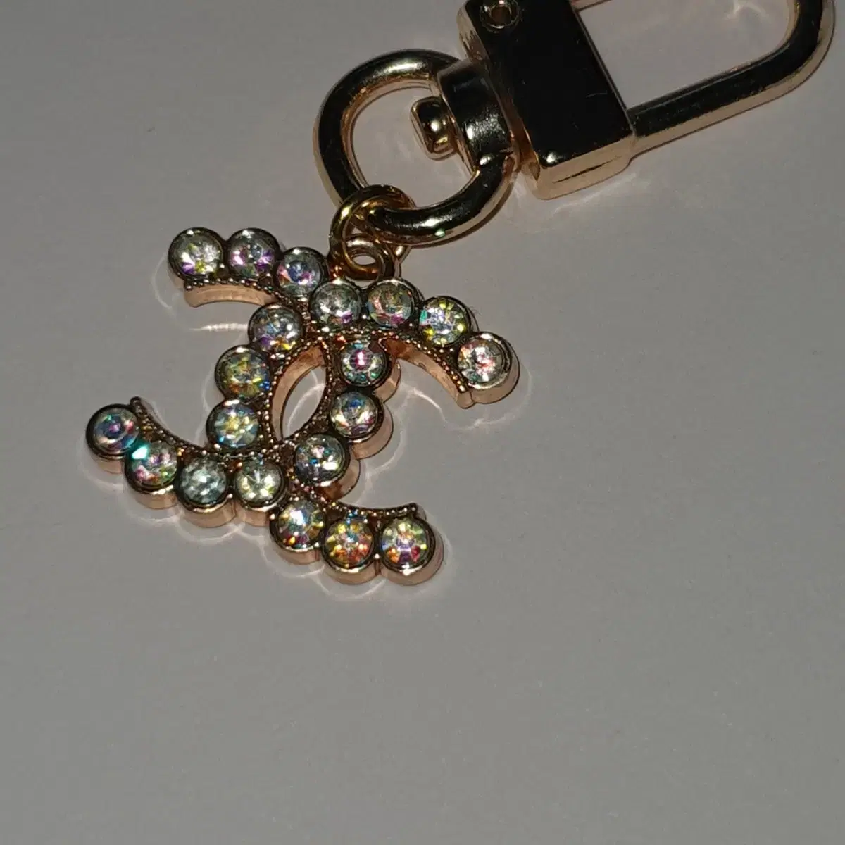 Stock1 Chanel ab crystal CC logo keychain Authentic vintage keyring with box