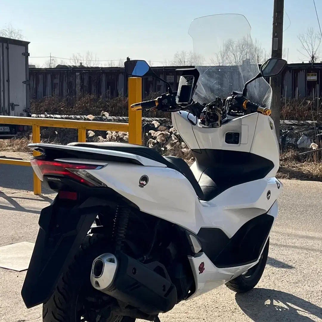 pcx125 21년식 저렴하게 판매합니다