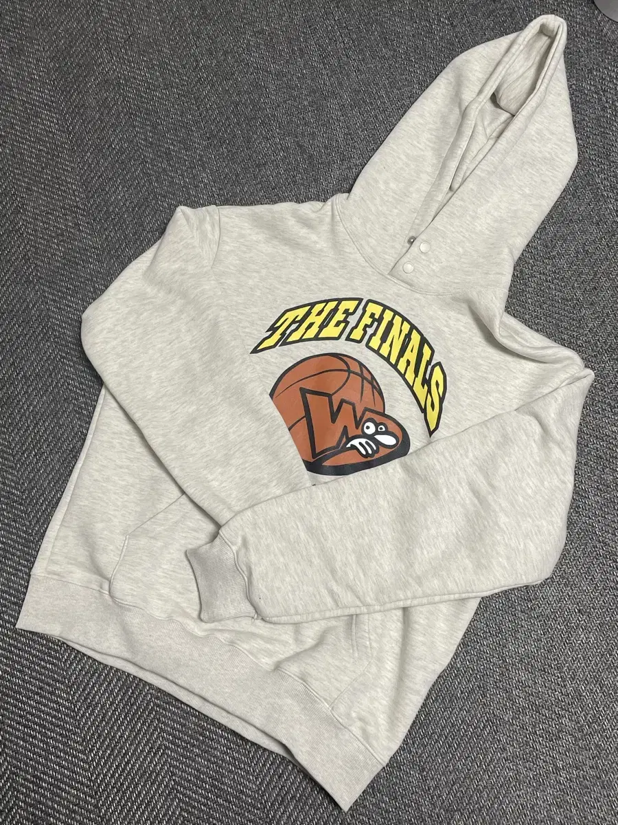 WeCandidates Hoodie size M