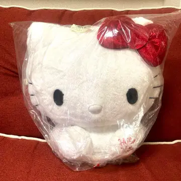 * 산리오 키티45주년 기념 봉제 인형