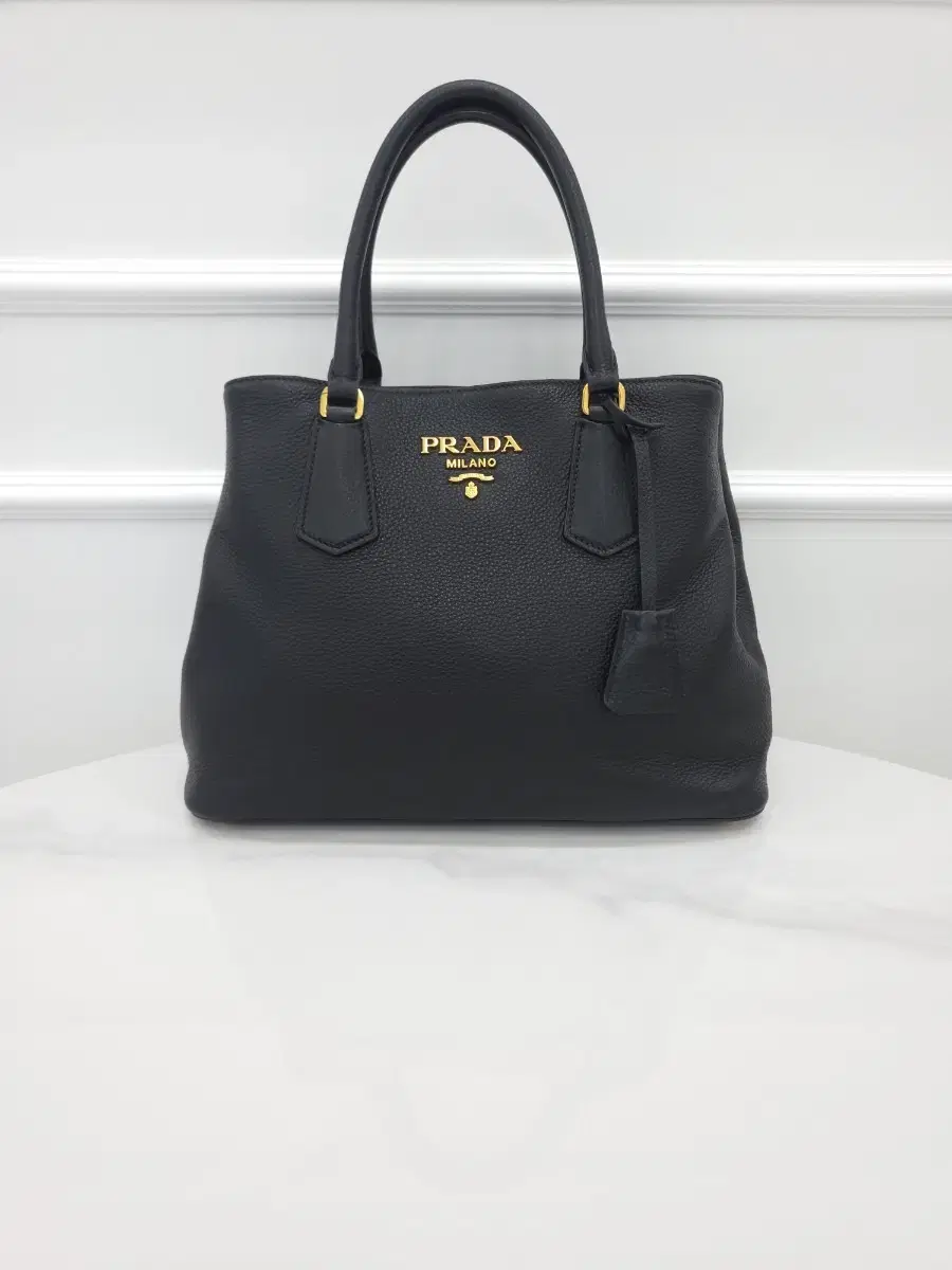 Prada Vitello Tote 1BA239