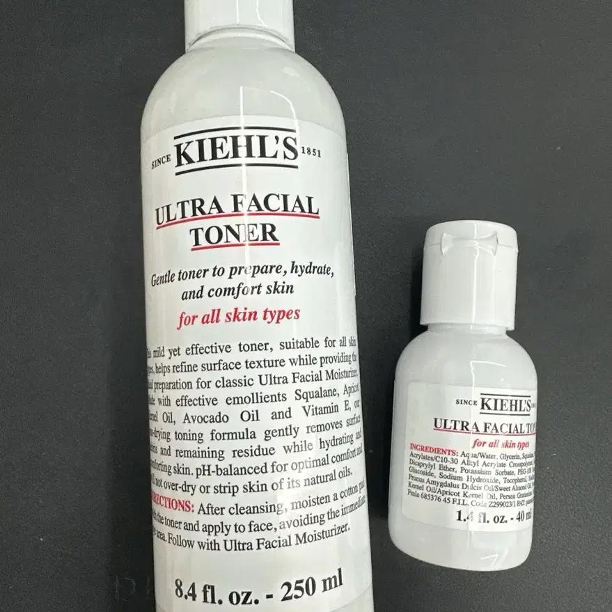 새상품)키엘 울트라훼이셜 토너 250ml+40ml