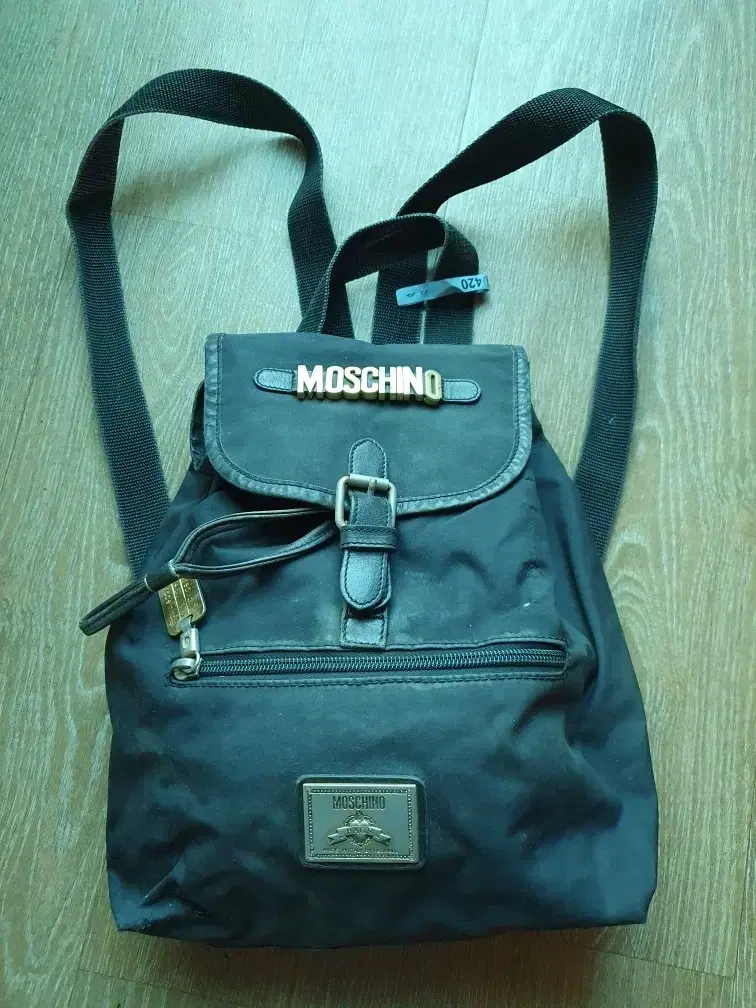 명품 모스키노(MOSCHINO 정품)국내에서는 구하기힘든 미니백팩 캔버스