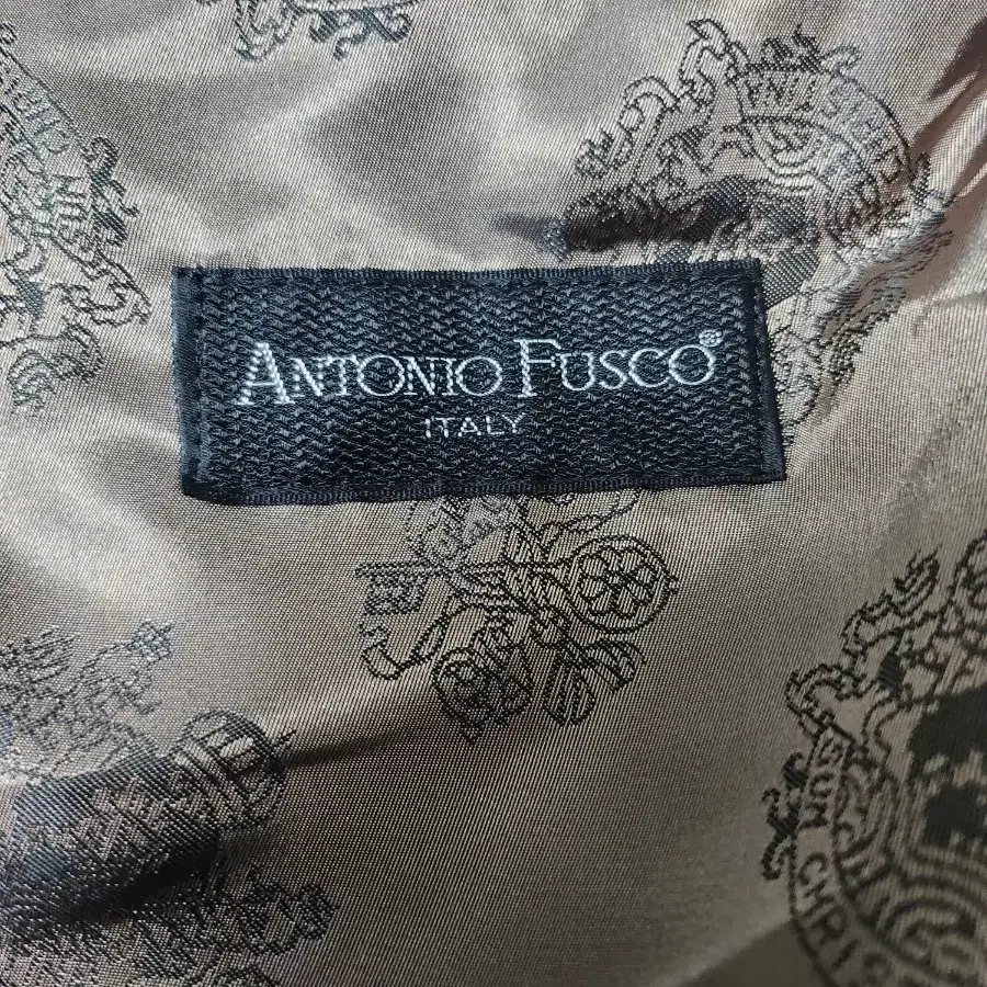 안토니오 푸스코 ANTONIO FUSCO 코트