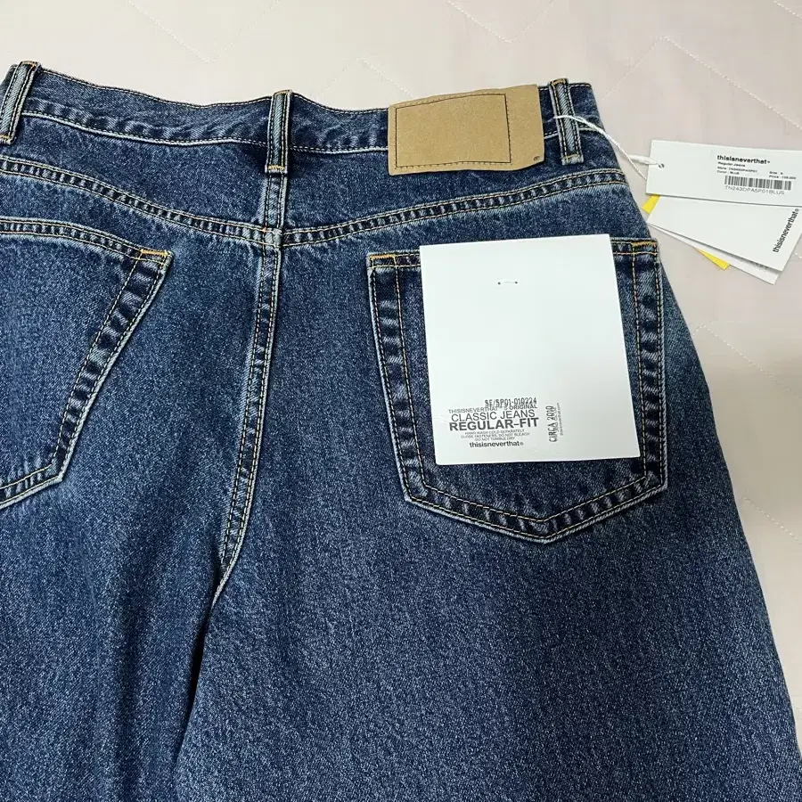 24FW 디스이즈네버댓 데님팬츠 Regular Jeans