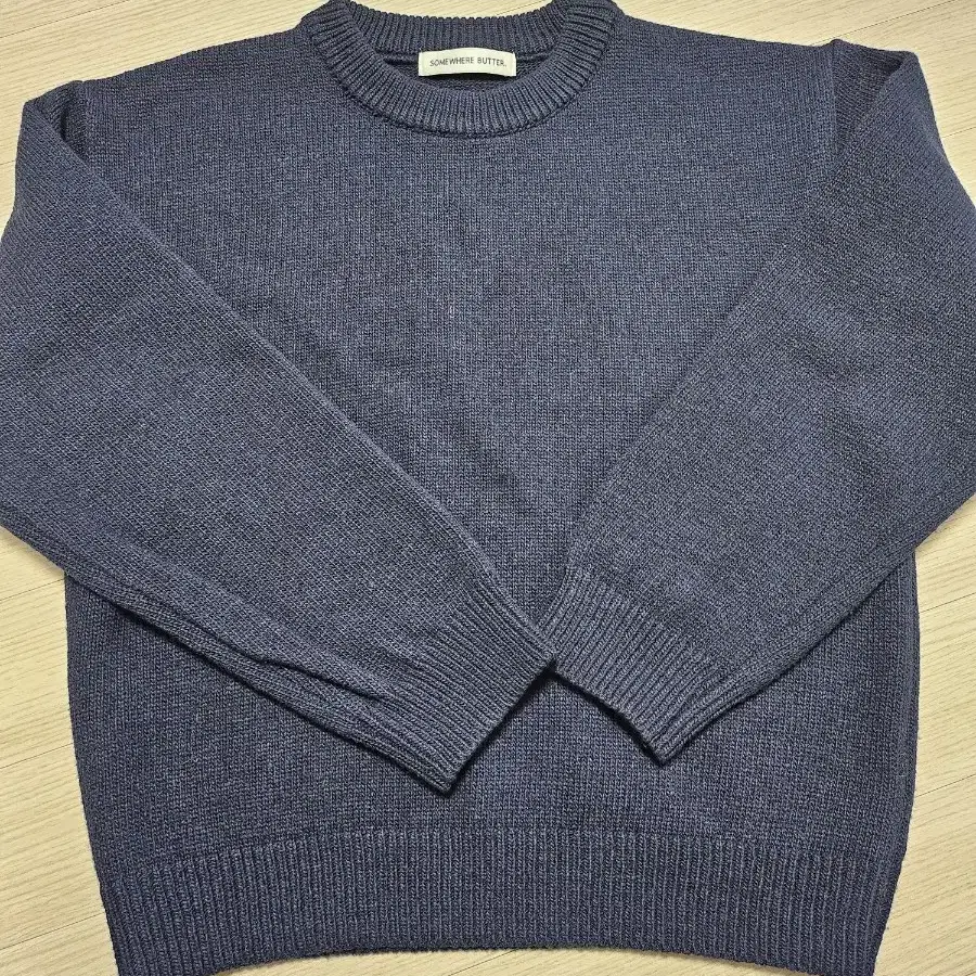 썸웨어버터 essential wool round knit 그레이,네이비