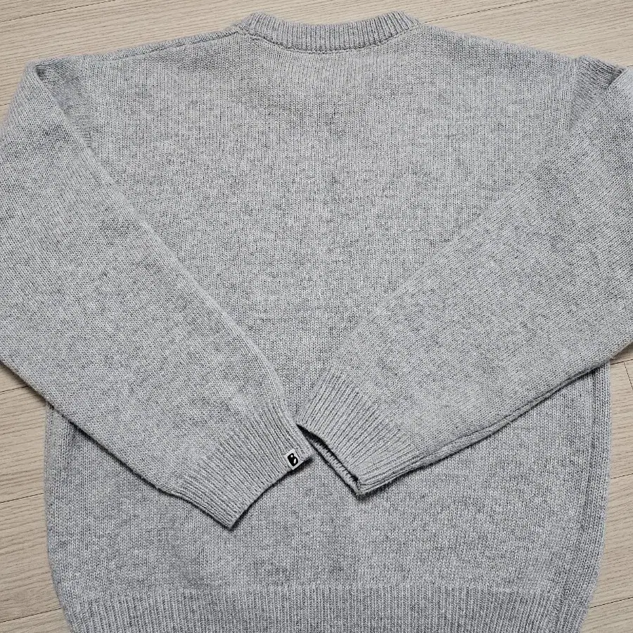 썸웨어버터 essential wool round knit 그레이,네이비