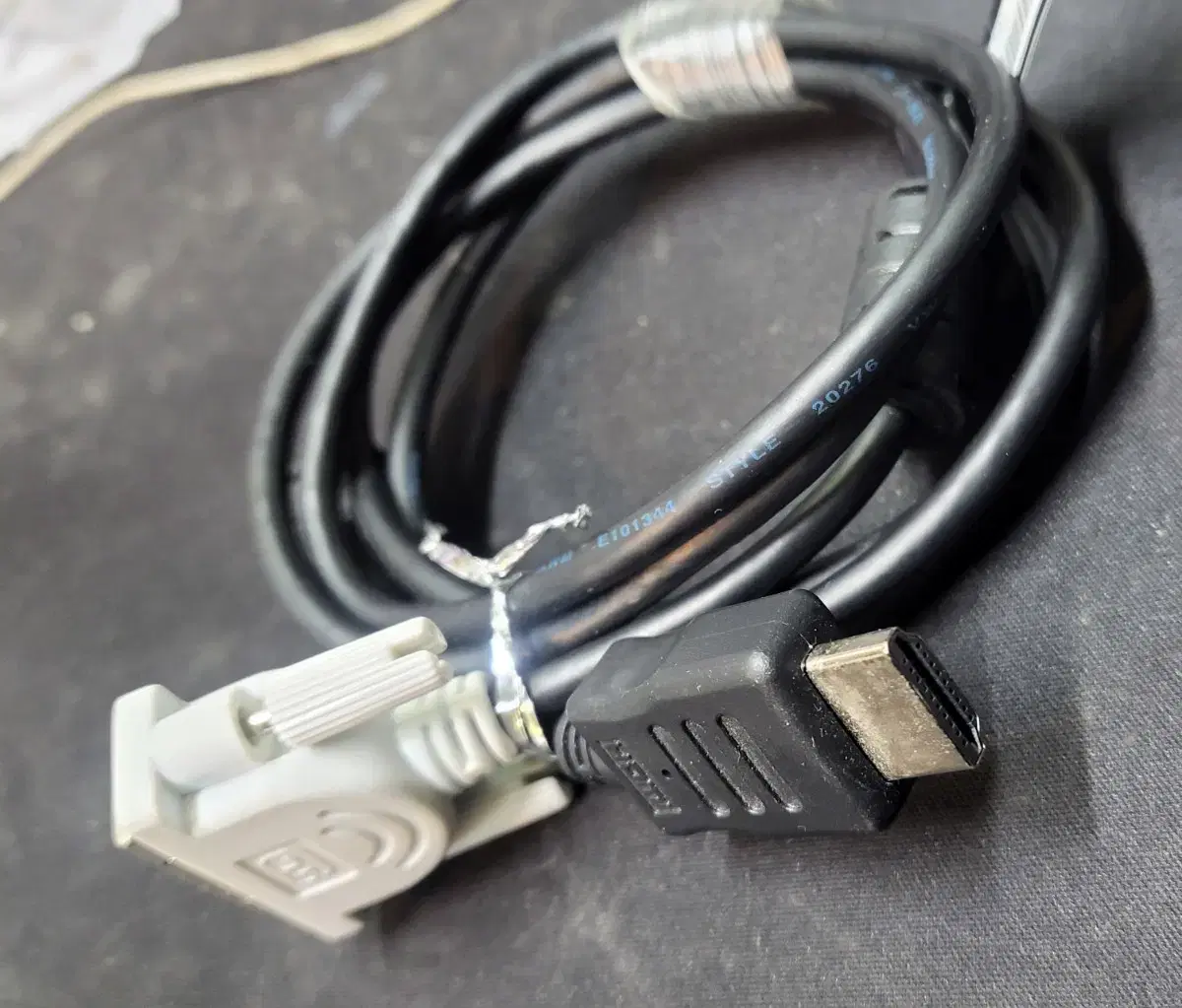 HDMI to DVI (19P) Cable BN39-01353A Samsung Electronics