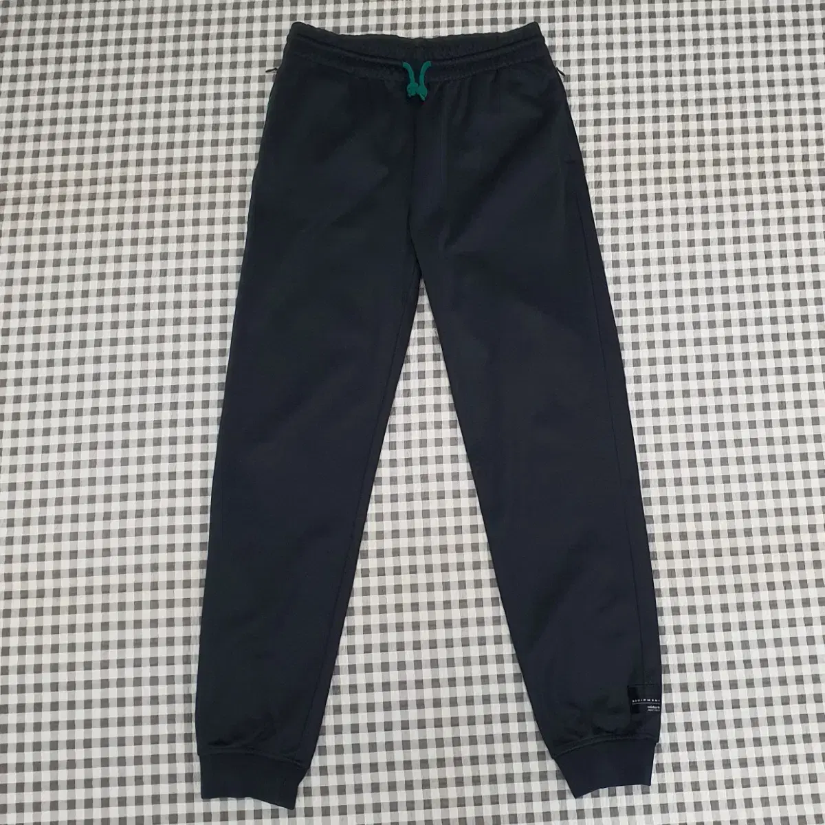 Adidas Banded Jogger Pants Men 29-30