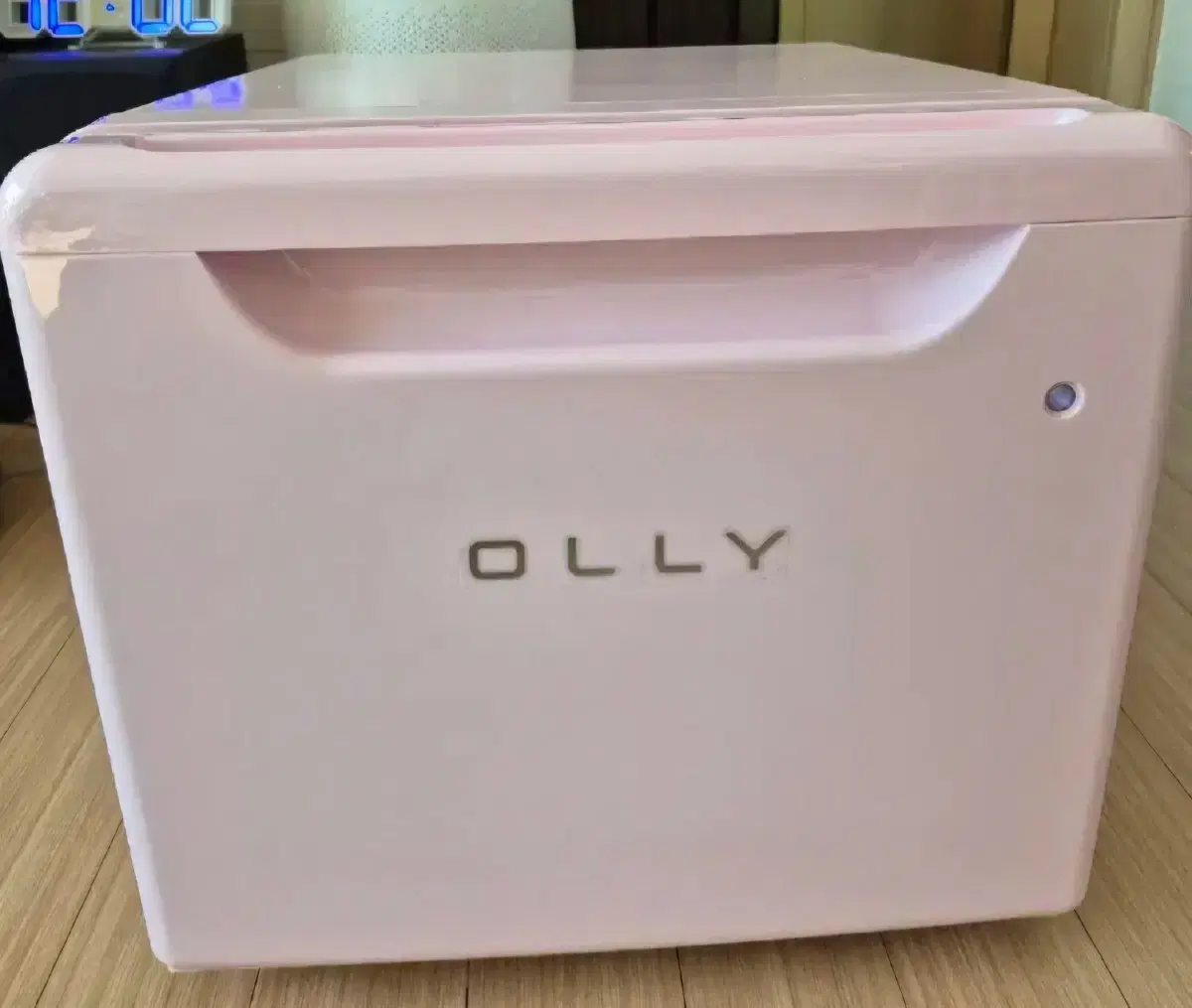 OLLY 저소음 미니 냉장고 24L