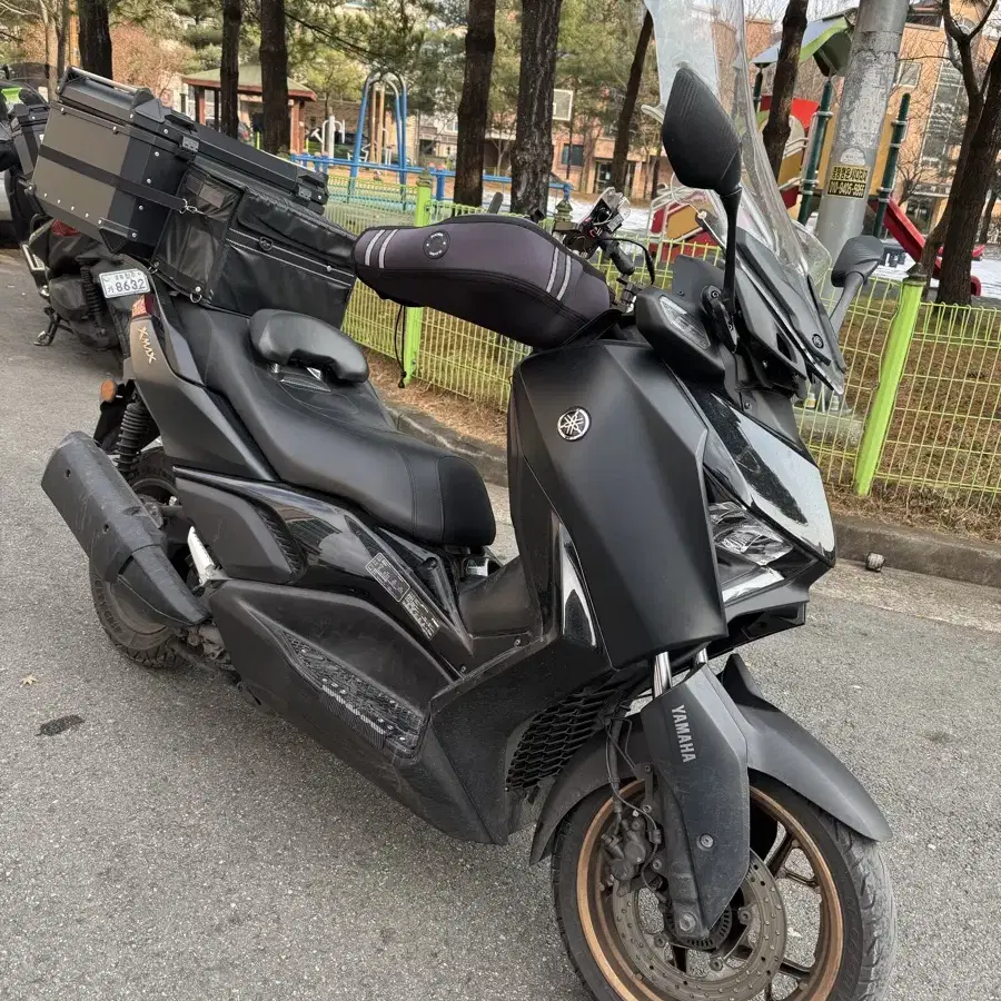 Xmax300 23년식 배달 풀튜닝 22000km 포르자350