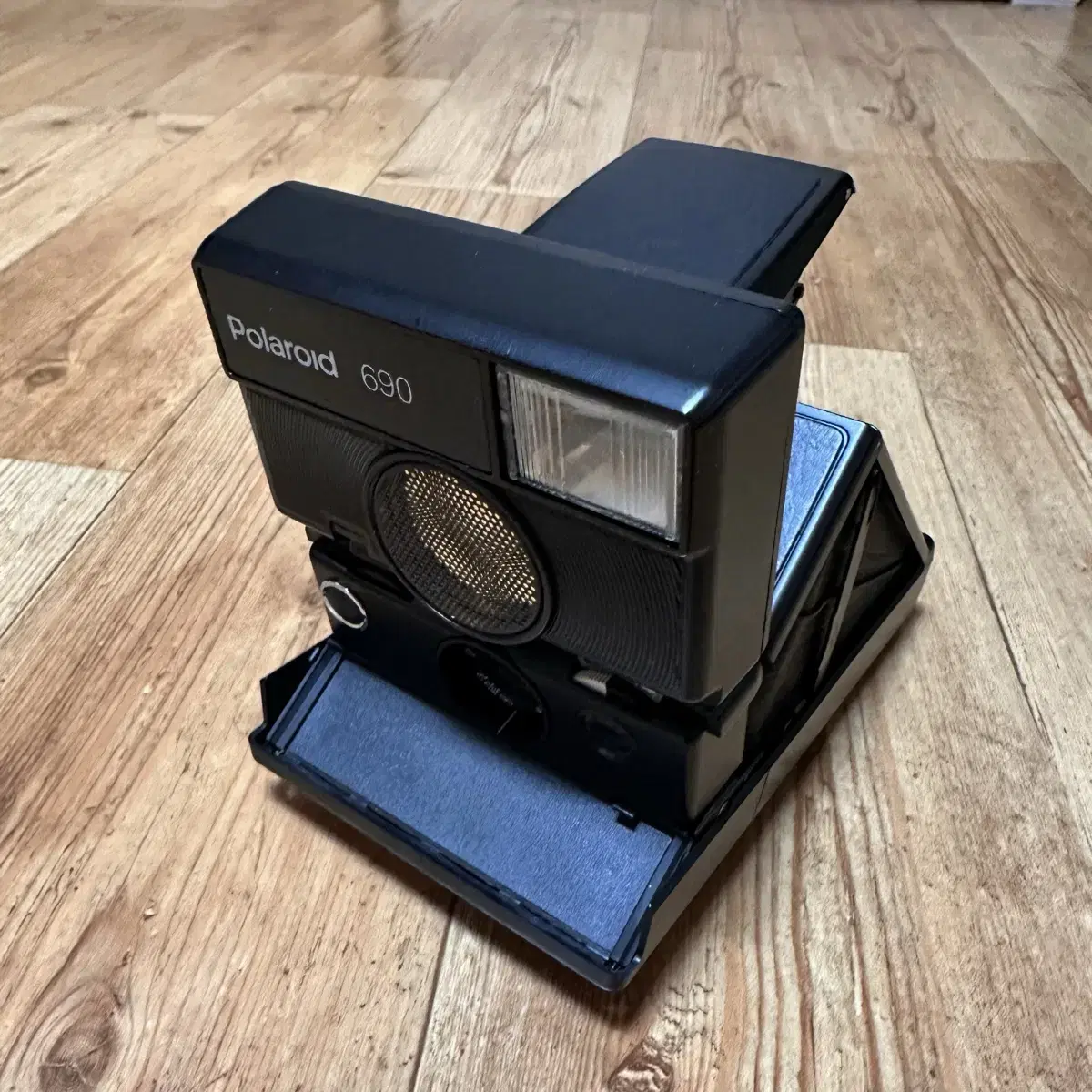 폴라로이드 필름 카메라 Polaroid SLR690