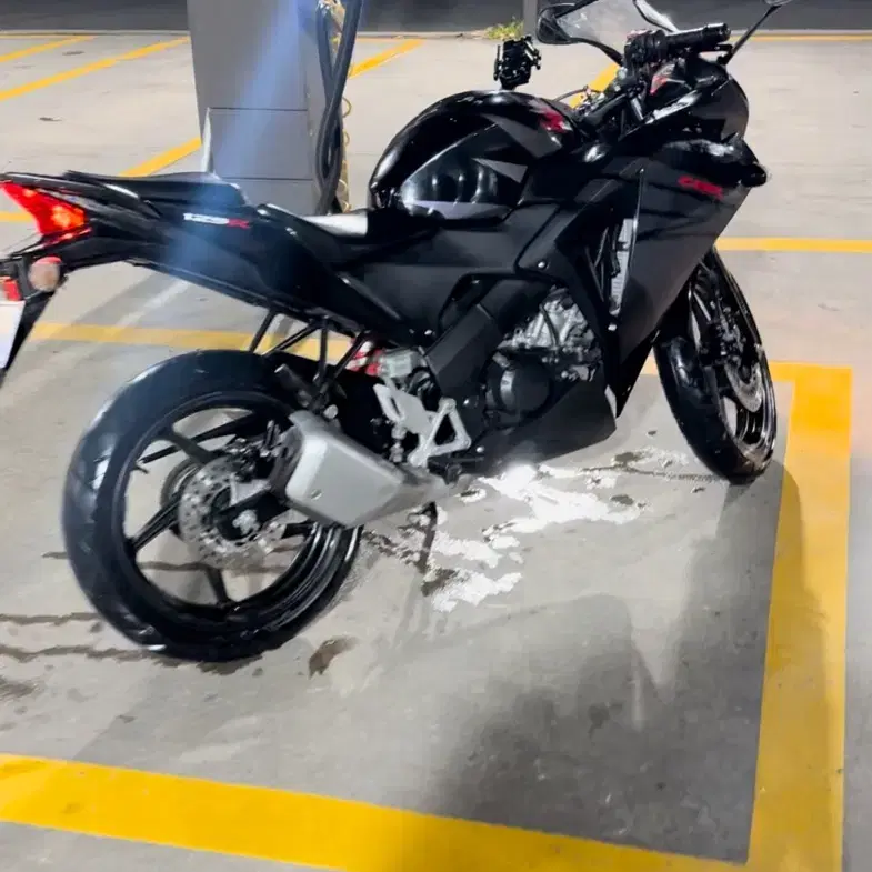 cbr125