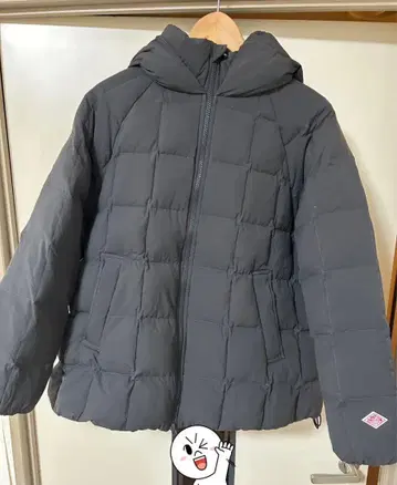 단톤 그레이 그레이 후드 부착 다운 자켓