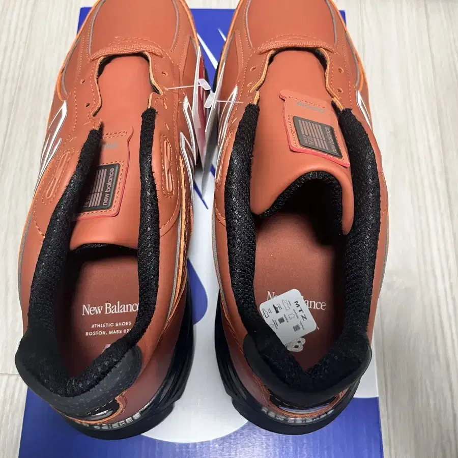 990v4 마호가니블랙 270