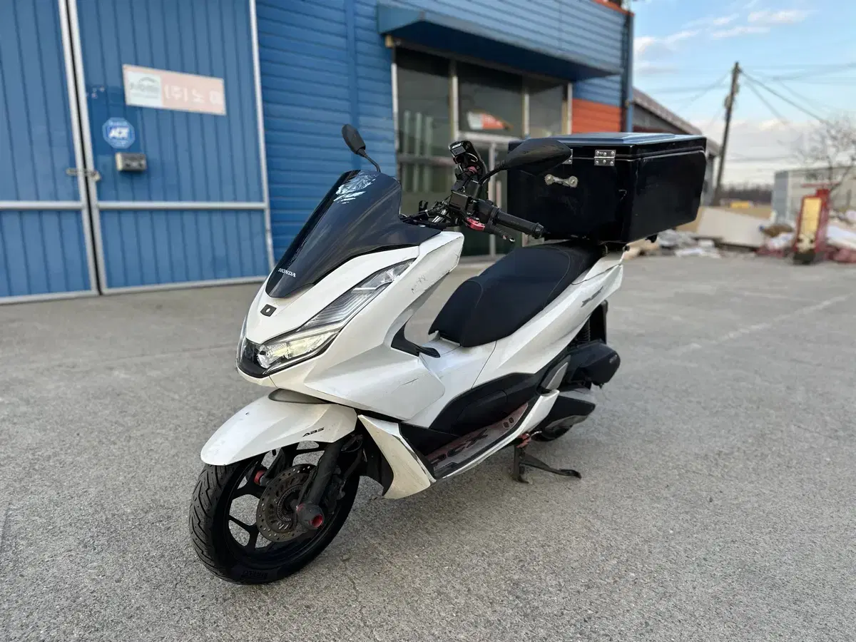 PCX125 ABS 21년 8만km 급처 때립니다