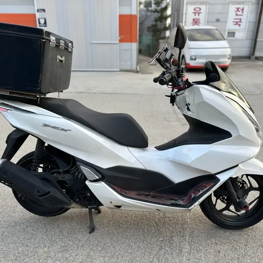 PCX125 ABS 21년 8만km 급처 때립니다