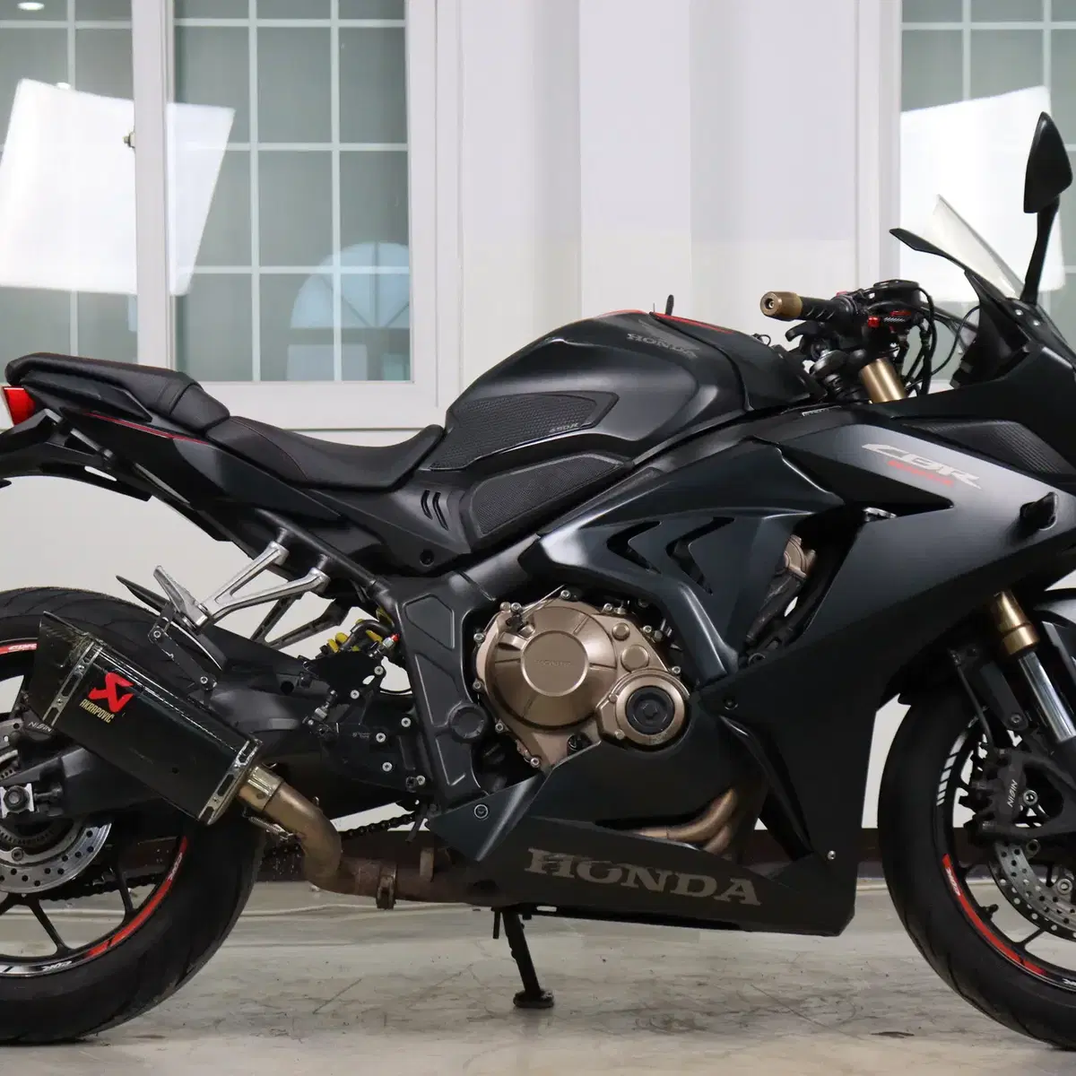 2019년식 혼다-CBR650R 판매합니다