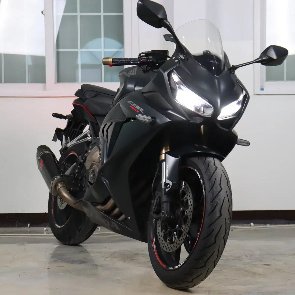 2019년식 혼다-CBR650R 판매합니다