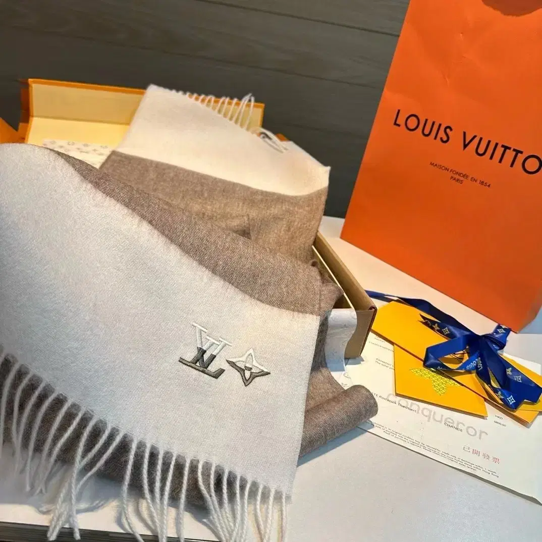 Louis Vuitton루이 뷔 통 스카프