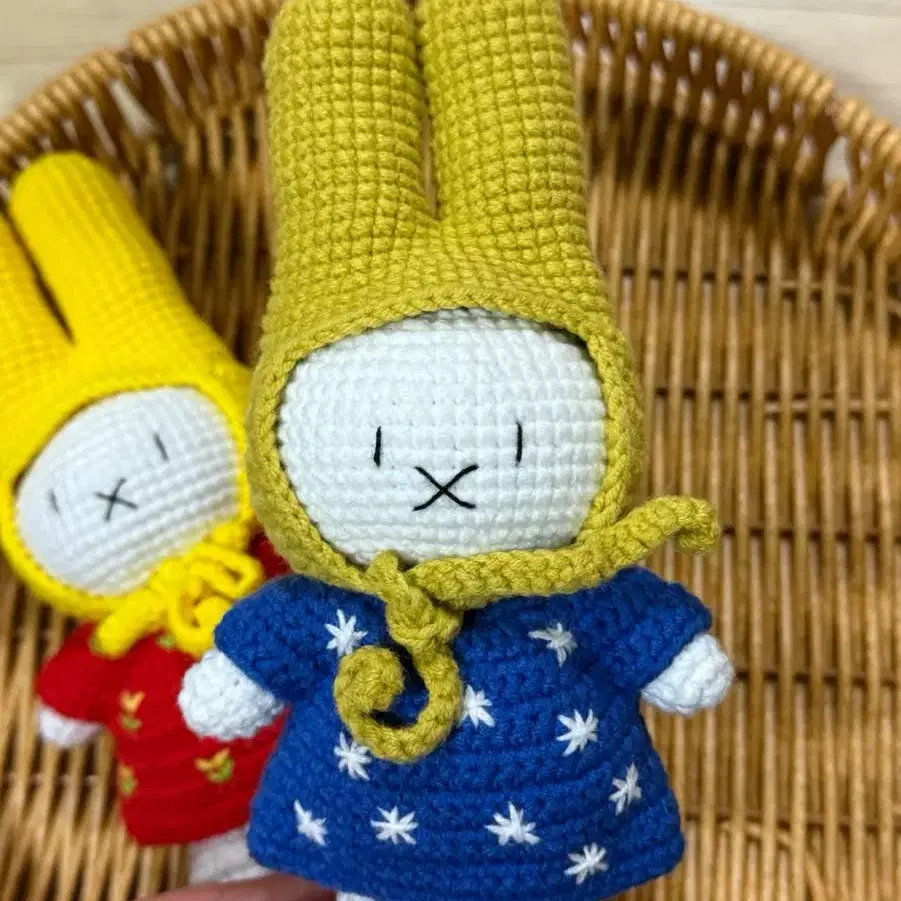 핸드메이드 코바늘 손뜨개 모자 미피 miffy 뜨개 인형 키링