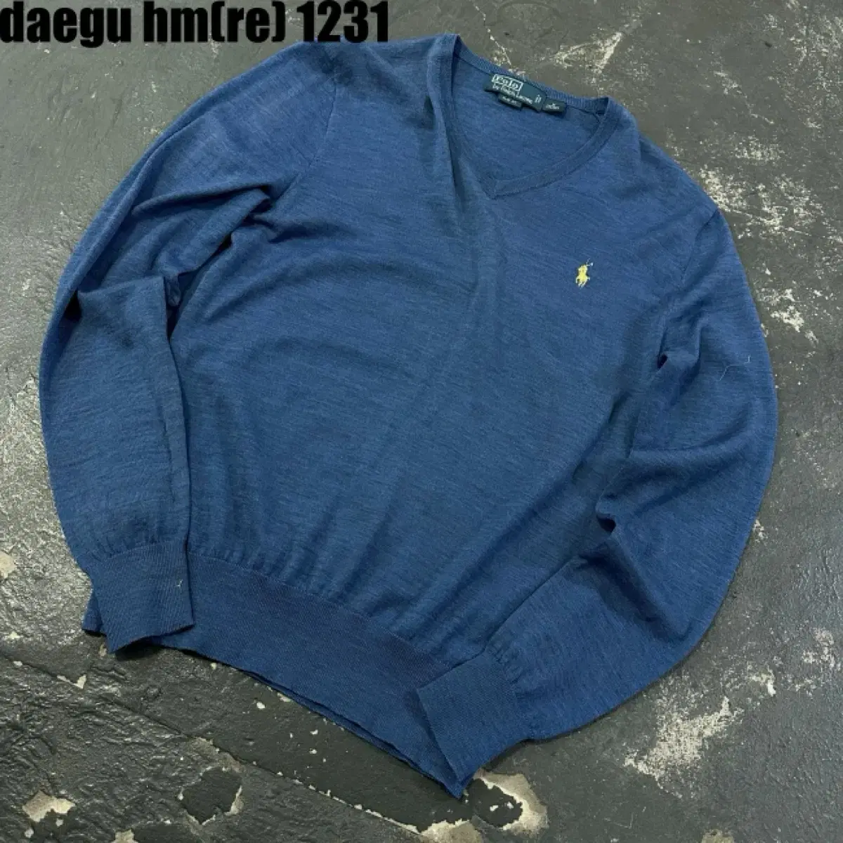 polo ralph lauren v-neck knit(95,m) basic item perfect! Good!