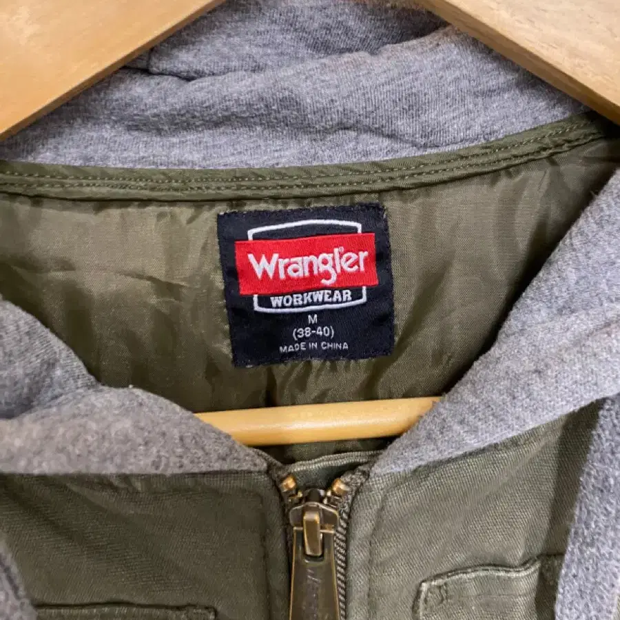 WRANGLER padded vest