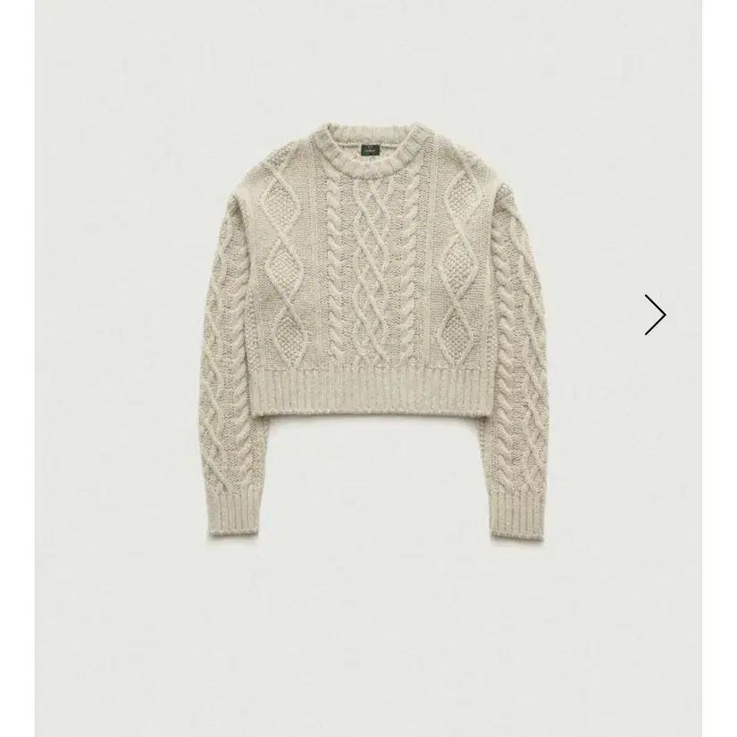 더바넷 Ivory Tots Cable Knit Sweater