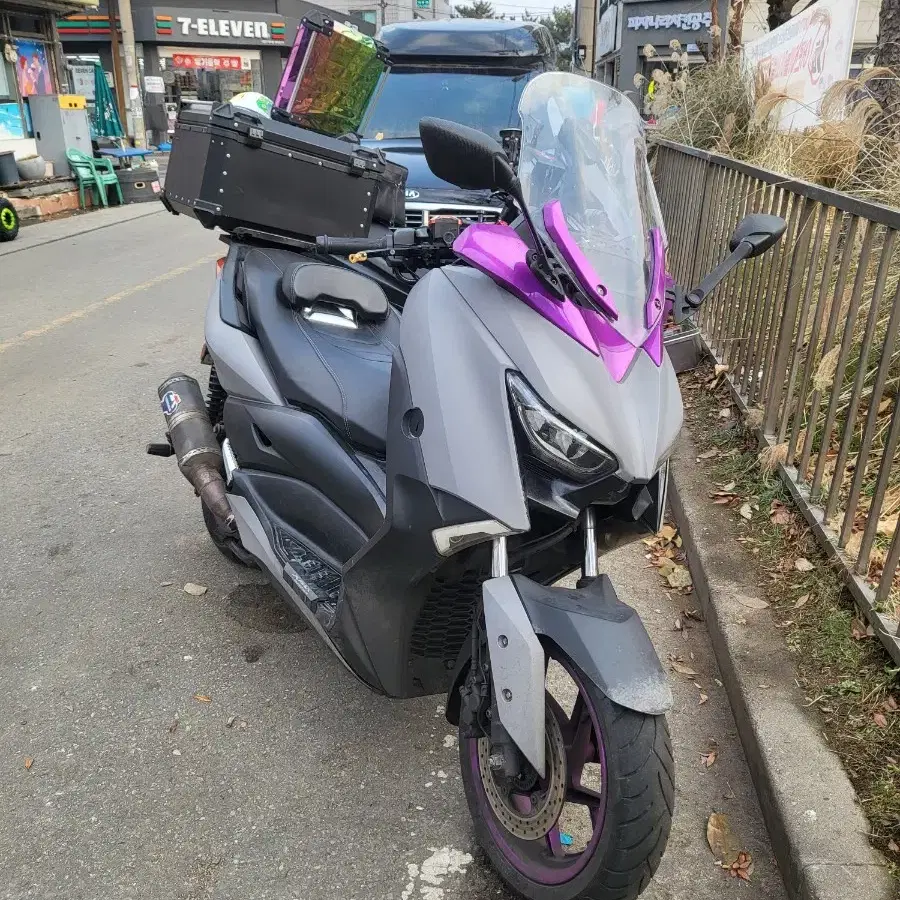 xmax300 20년식