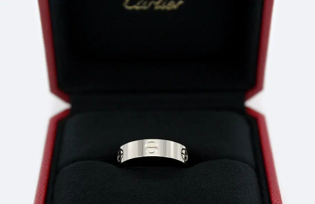 [중고명품다올] Cartier Love Wedding Band Classic White Gold No.62