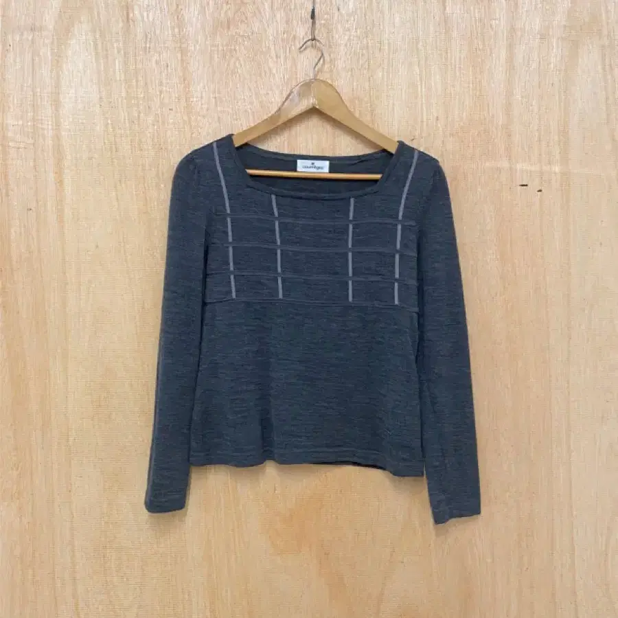 COURREGES square neck knit