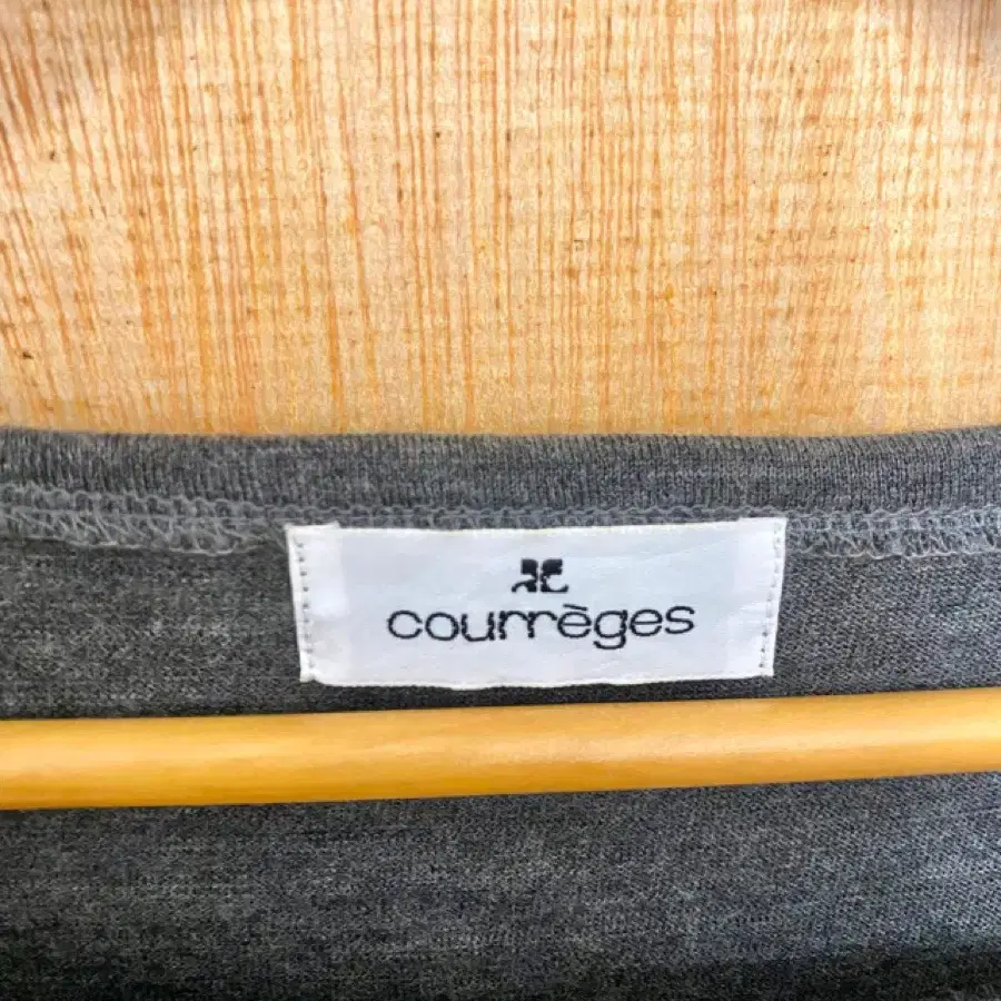 COURREGES square neck knit