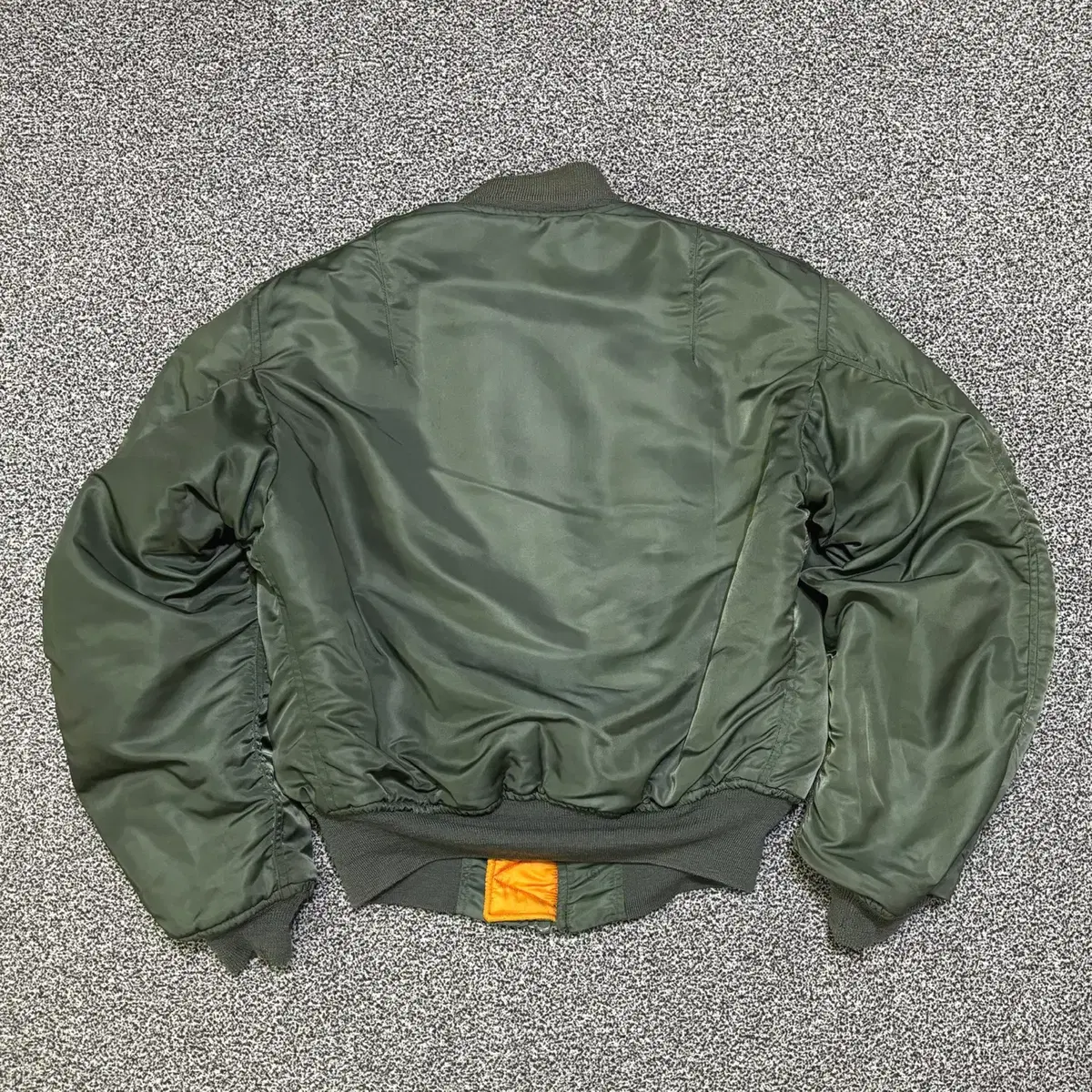 米軍実物 60's MA-1 CROWNジップ フライトジャケット MEDIUM 米軍実物 60's MA-1 CROWNジップ フライトジャケット MEDIUM