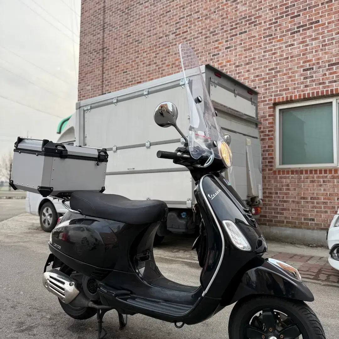 [점검완료]베스파 LX125 20년식 7천KM 블랙 저렴하게 판매합니다!