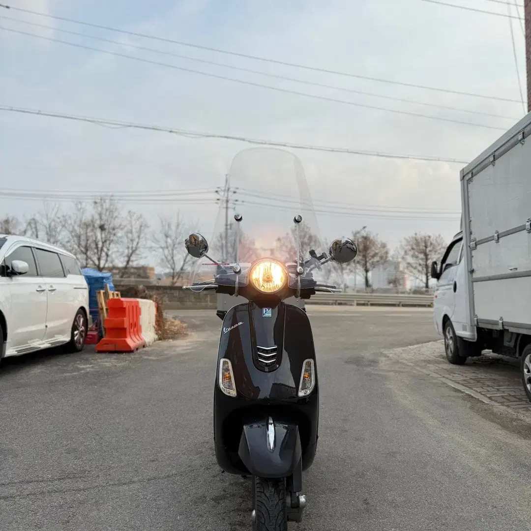 [점검완료]베스파 LX125 20년식 7천KM 블랙 저렴하게 판매합니다!