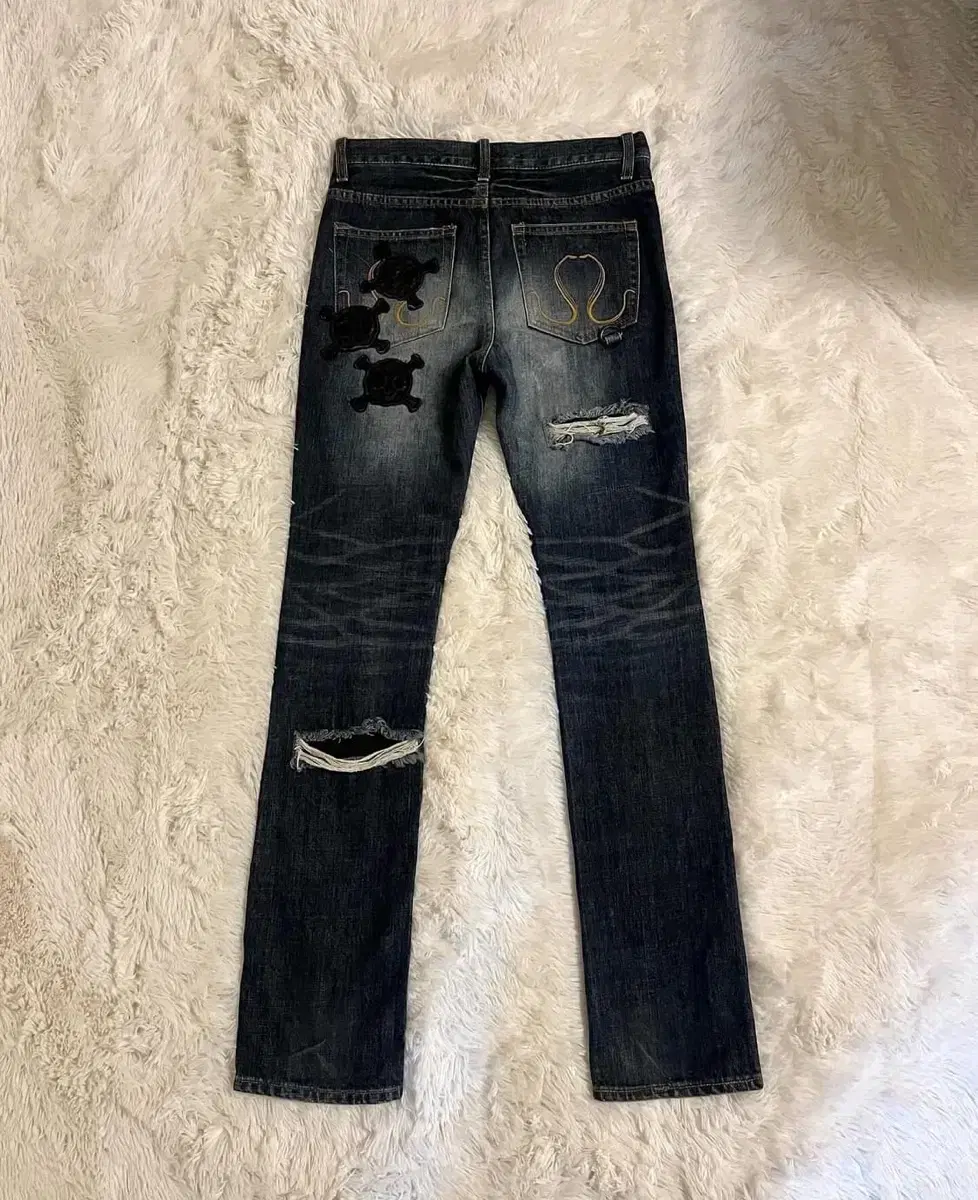 Civarize skull patch jeans