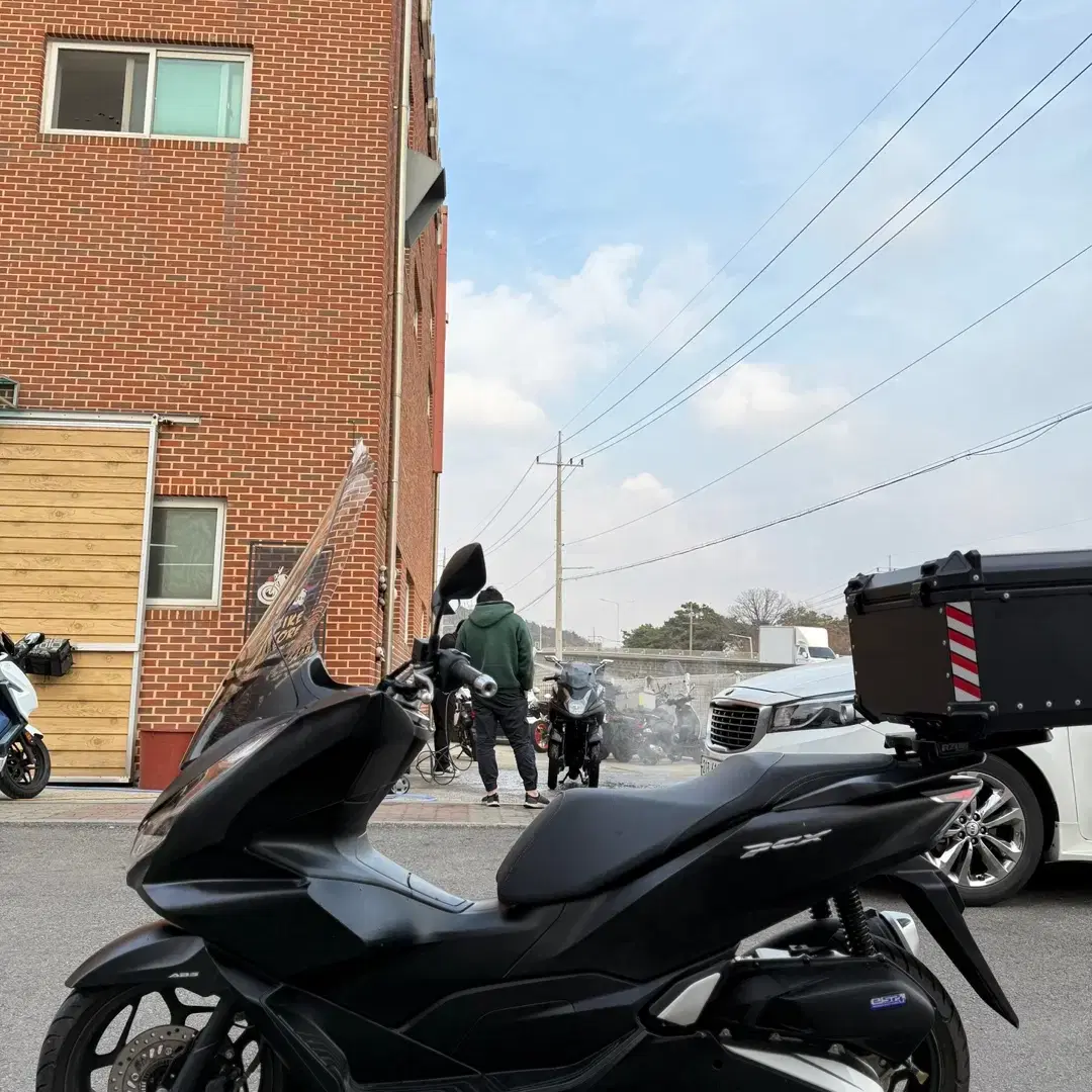 [신차보증]혼다 PCX125 ABS 23년출고 블랙 5천KM 판매합니다!