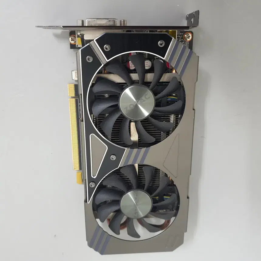 [무료배송] 중고 조텍 GTX 1060 3GB 게이밍 그래픽카드