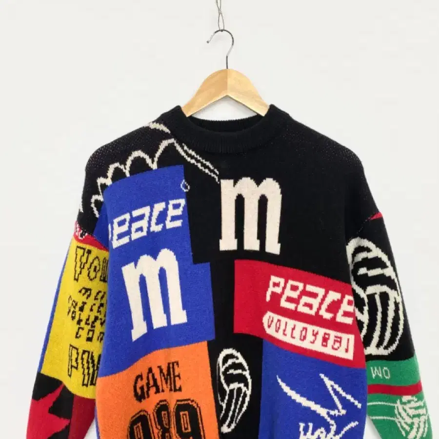 VTG graphic knit