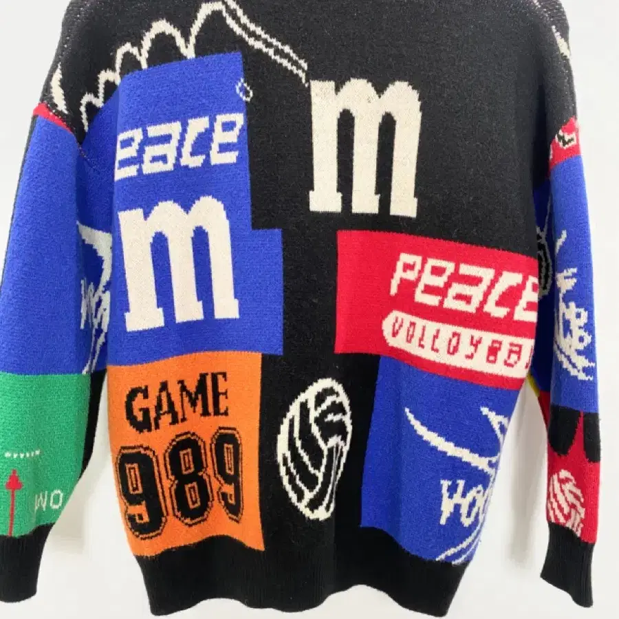 VTG graphic knit