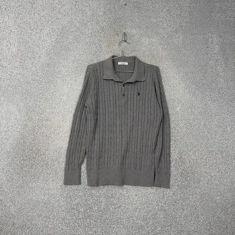 US Polo Ashen Gray Cable Sweater kara Knit L