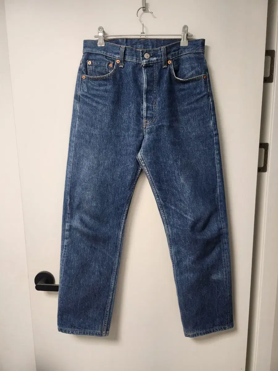 [30] 90's  u.s.a. levis 501