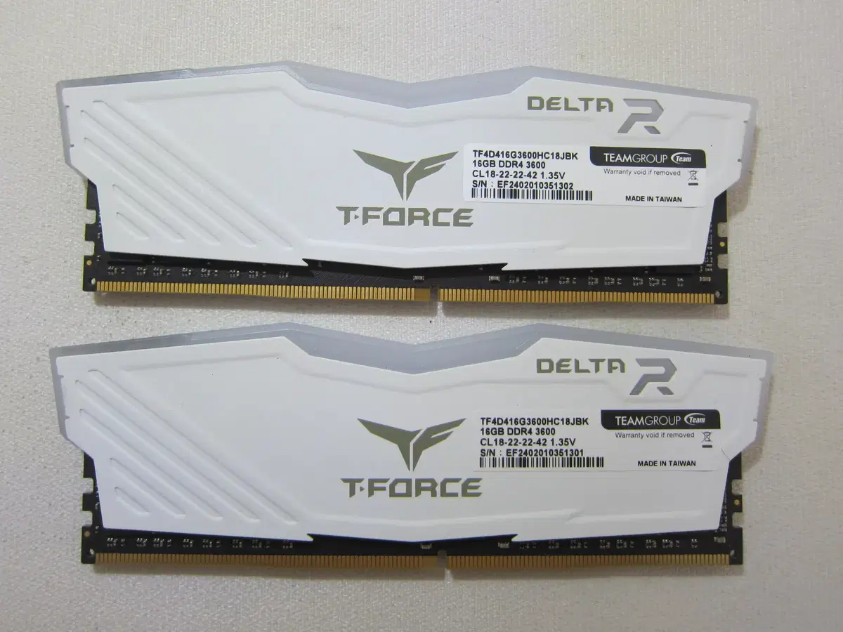 팀그룹 DDR4-3600 CL18 Delta RGB 32G(16Gx2)